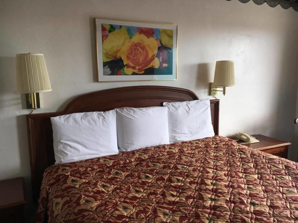 Ramblin Rose Motel キングマン エクステリア 写真
